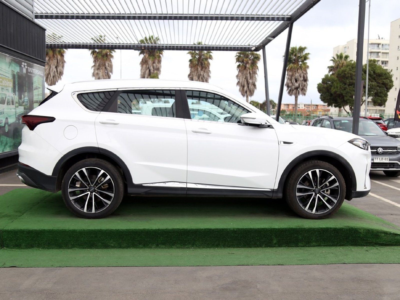 Jetour X70 PLUS 1.5 AT 2024 - Foto 4 de 20