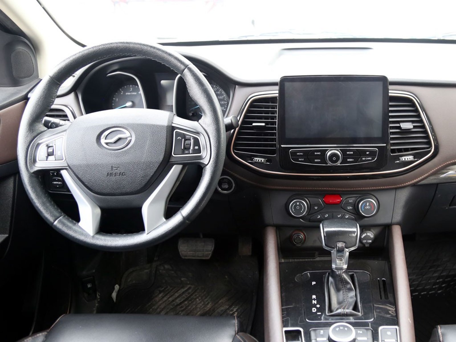 ZX AUTO TERRALORD 2.5 LUX PLUS 4X4 DIESEL AT 4P 2023 - Imagen 14 de 20