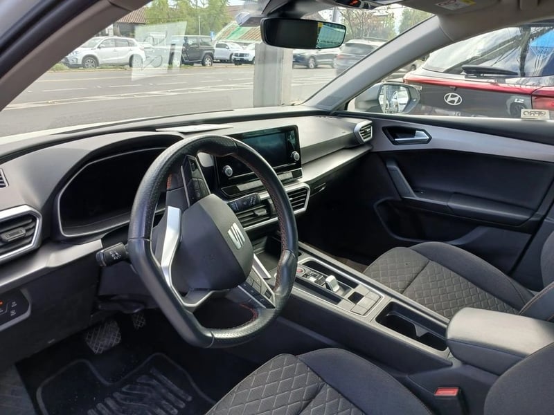 SEAT LEON Leon FR 1.4 TSI AT 2023 - Imagen 10 de 17