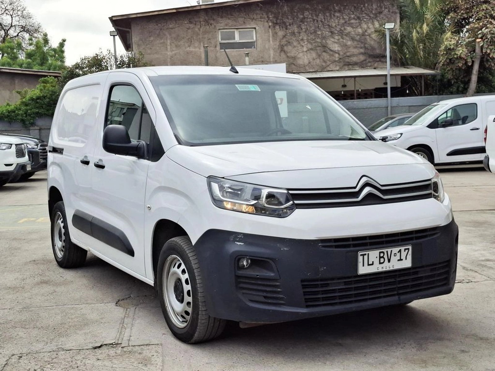 Citroën BERLINGO 1.5 2024 - Foto 3 de 20