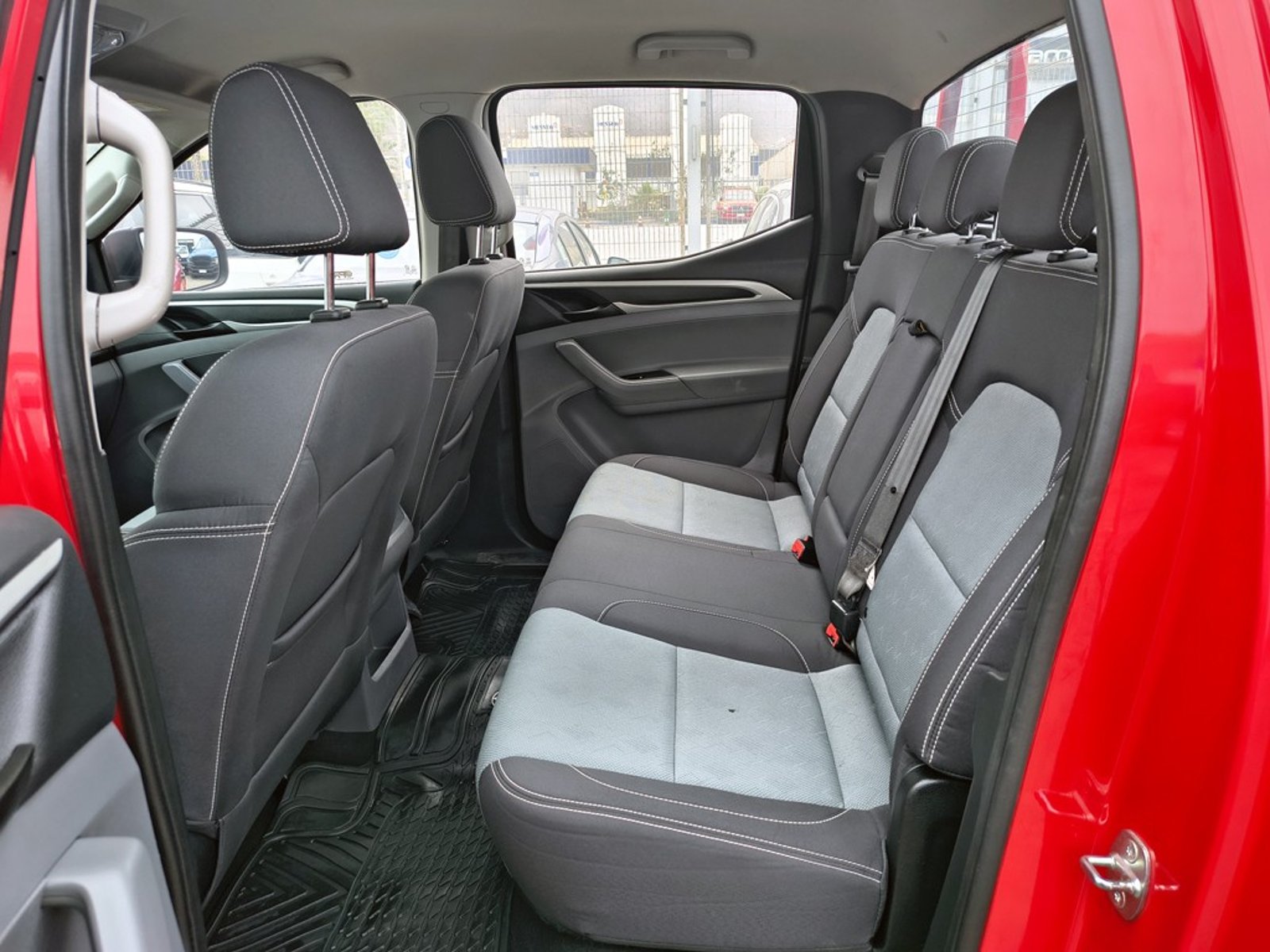 Maxus T60 2.0 Diesel 4x4 T/M 2024 - Imagen 19 de 19