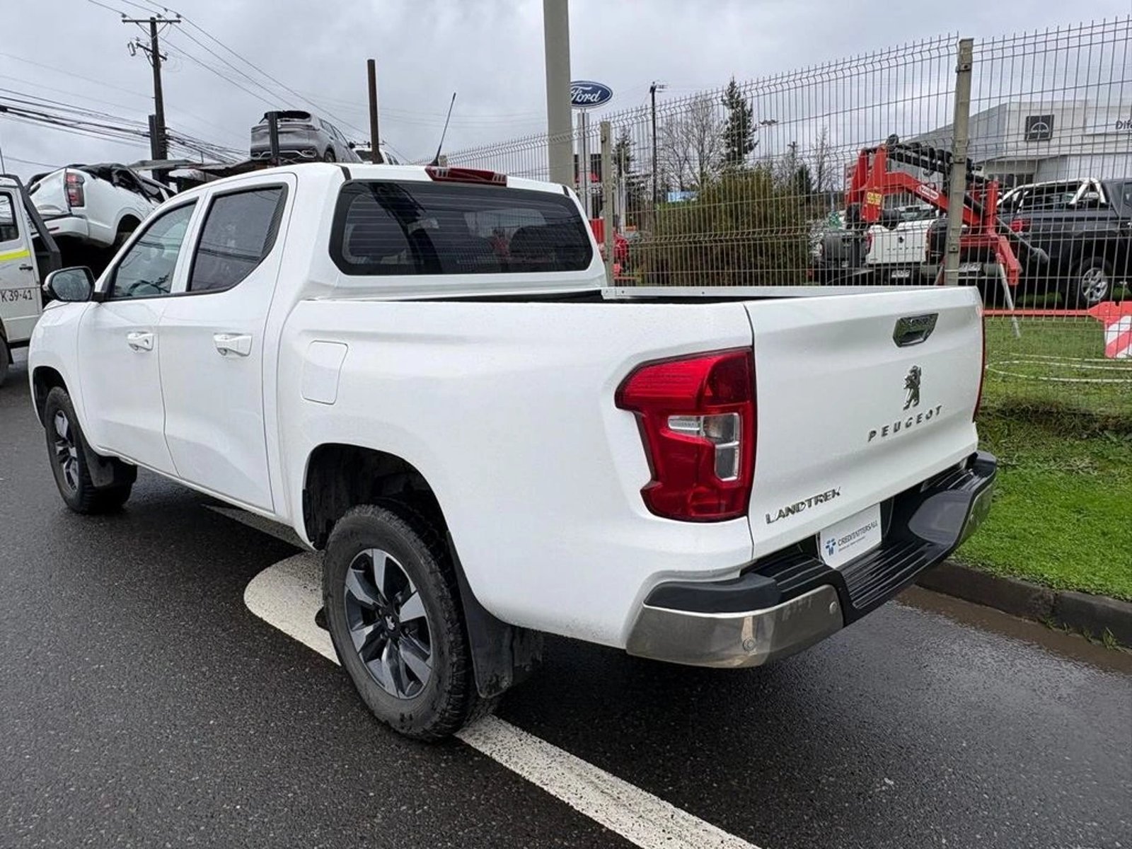 Peugeot LANDTREK 1.9 4X4 MT 2023 - Foto 5 de 11