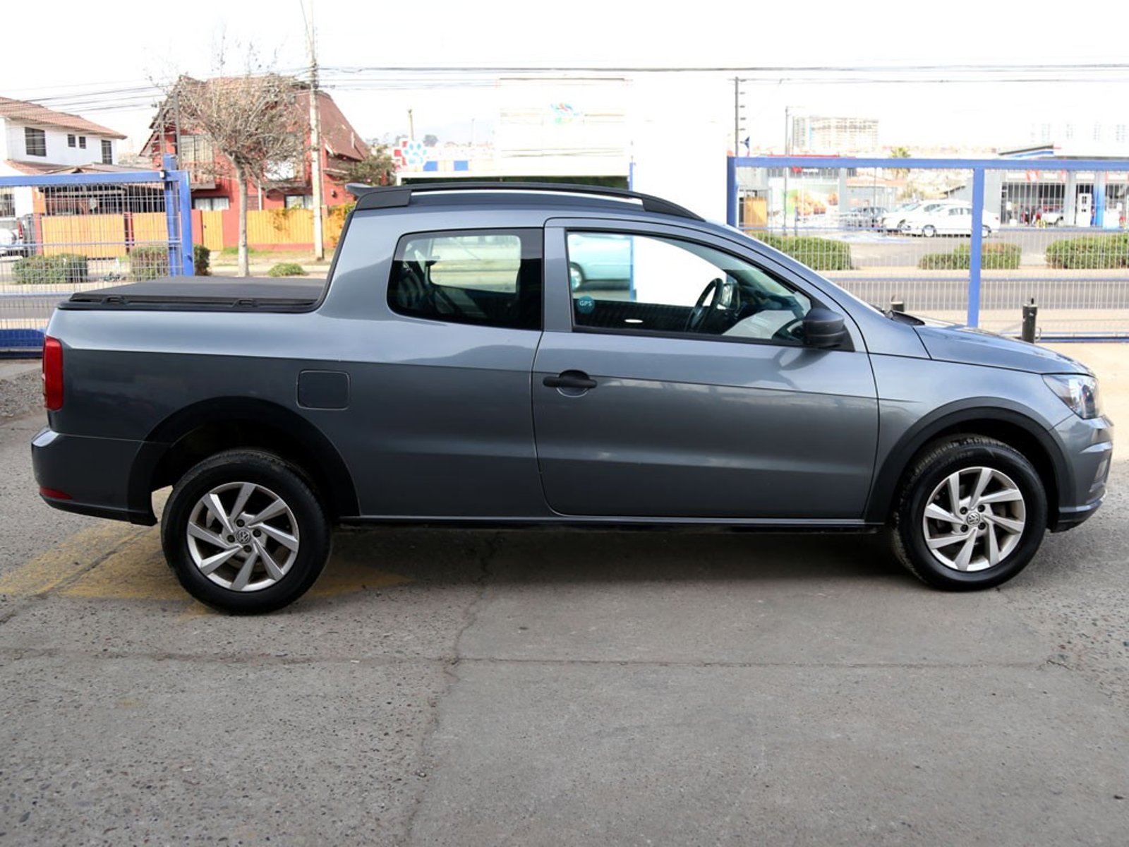 VOLKSWAGEN SAVEIRO CAB EXT 1.6 MT 2021 - Imagen 4 de 20