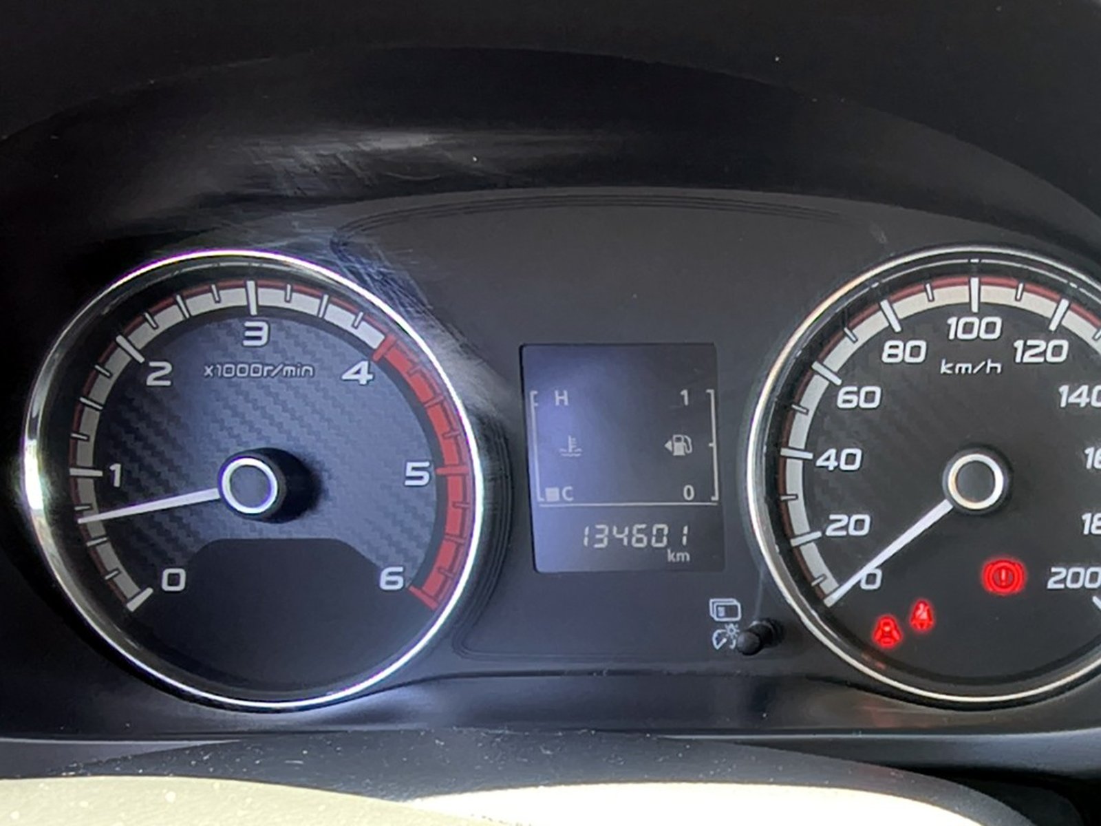 Mitsubishi L200 KATANA 2.4 Diesel 4x2 T/M 2022 - Imagen 13 de 20