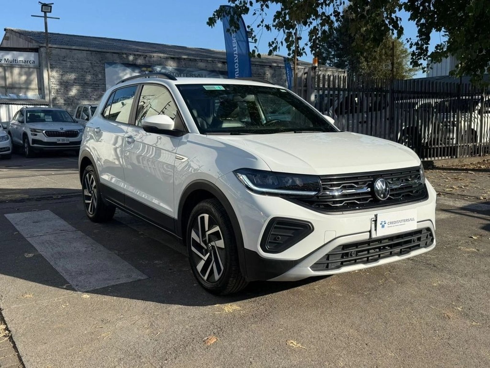 Volkswagen T-CROSS 1.0 TSI COMFORTLINE AT 2025 - Imagen 3 de 15