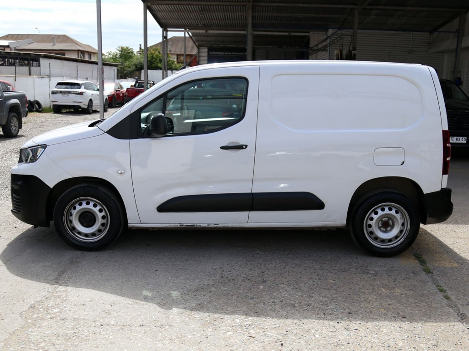 Peugeot PARTNER L1 BLUE HDI 100 1.5 2024 - Foto 5 de 20