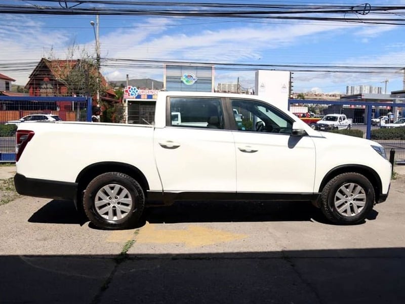 SsangYong GRAND MUSSO 2.2 4X2 MT 2022 - Imagen 4 de 20