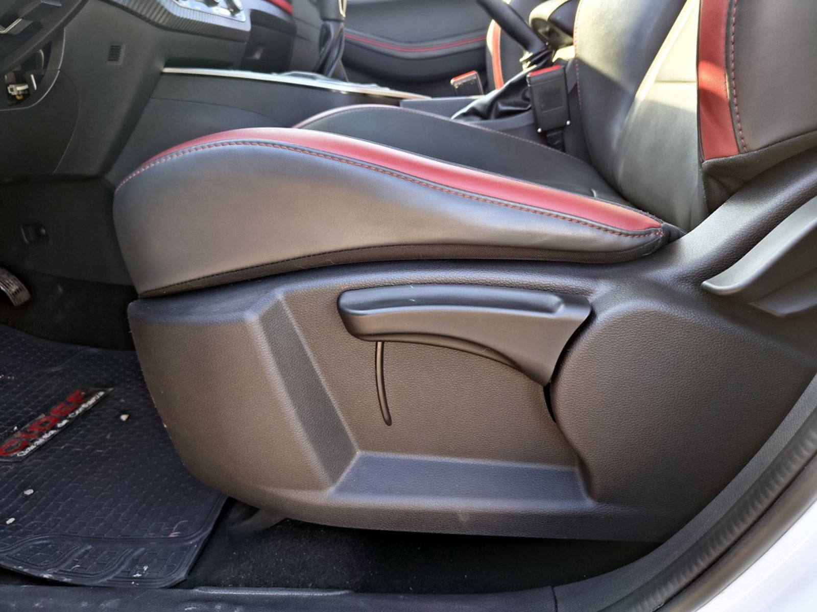 DONGFENG T5L LUX 1.8 MT 2025 - Imagen 14 de 20