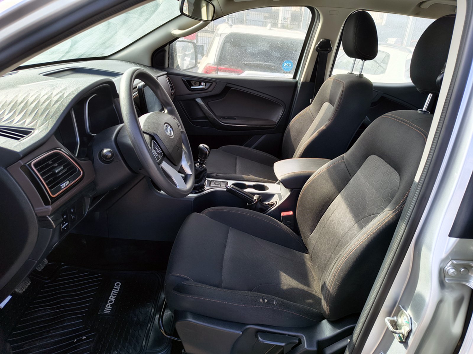 ZX Auto TERRALORD 2.5 Diesel 4x4 T/M 2023 - Imagen 9 de 19