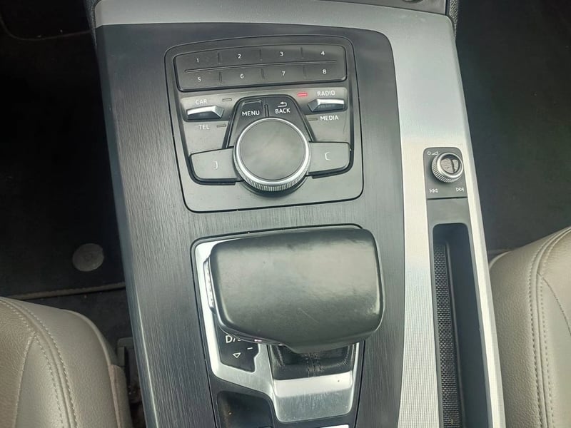 Audi Q5 2.0 TFSI QUATTRO 4X4 AT 5P 2019 - Imagen 15 de 17