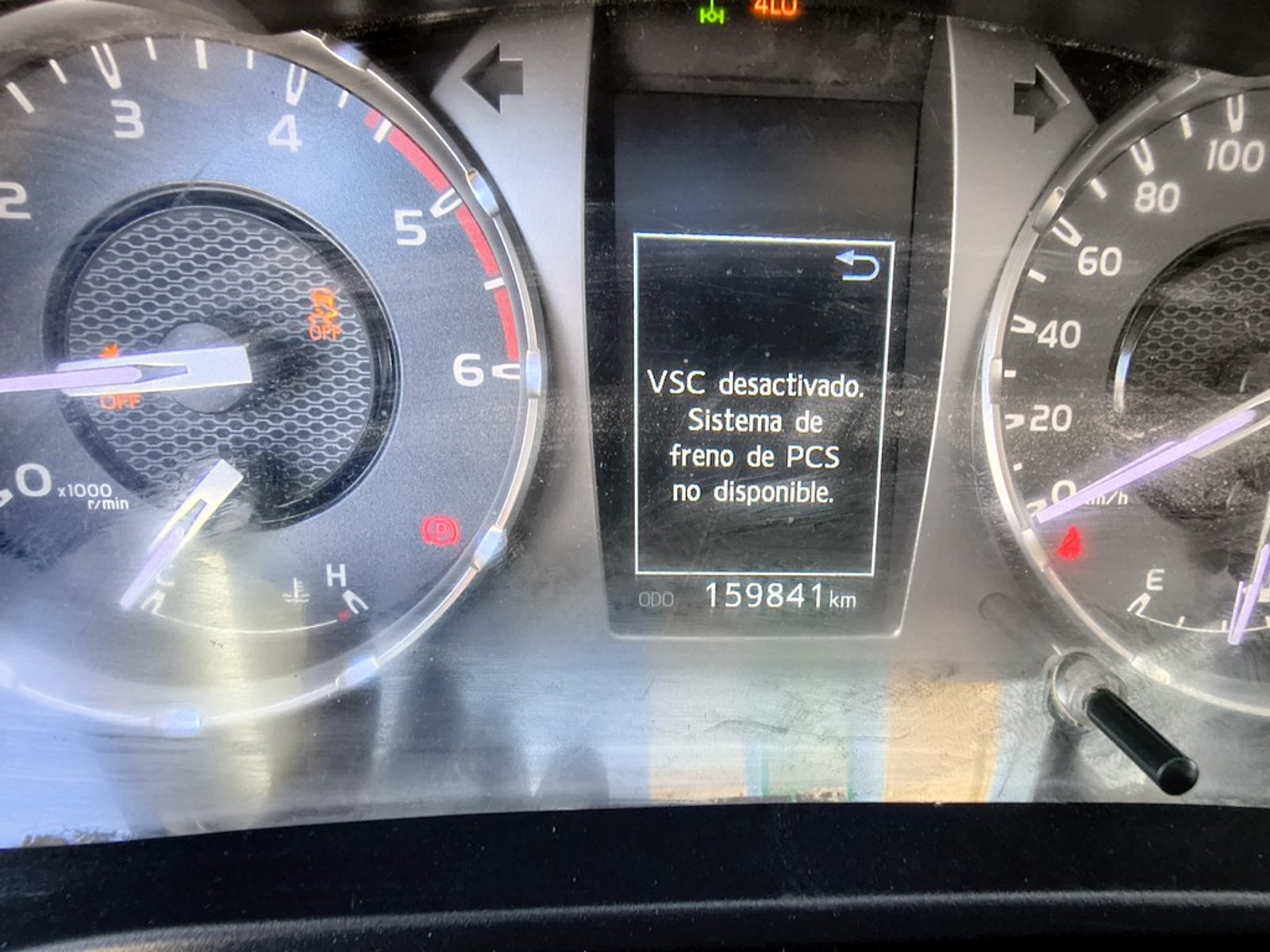 Toyota HILUX HILUX TSS 2.4 Diesel 4X4 T/M 2024 - Imagen 12 de 17