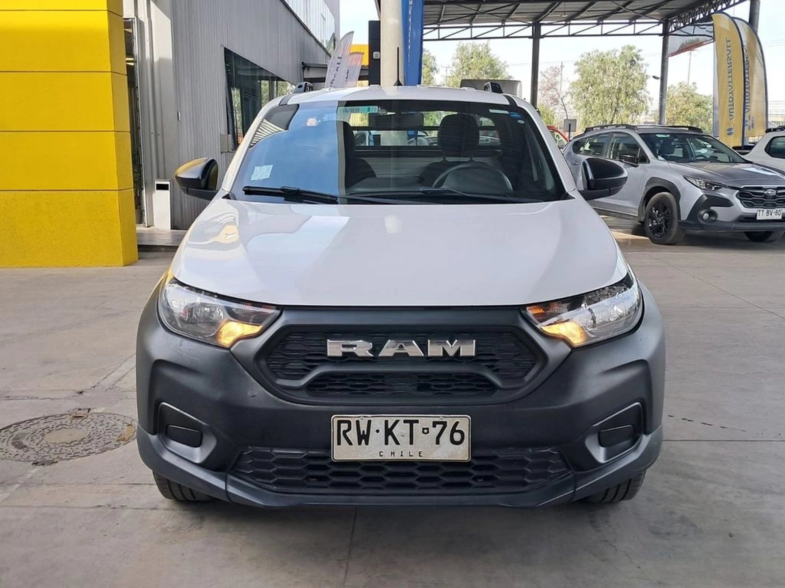 RAM 700 SLT CS 2022 - Foto 3 de 18
