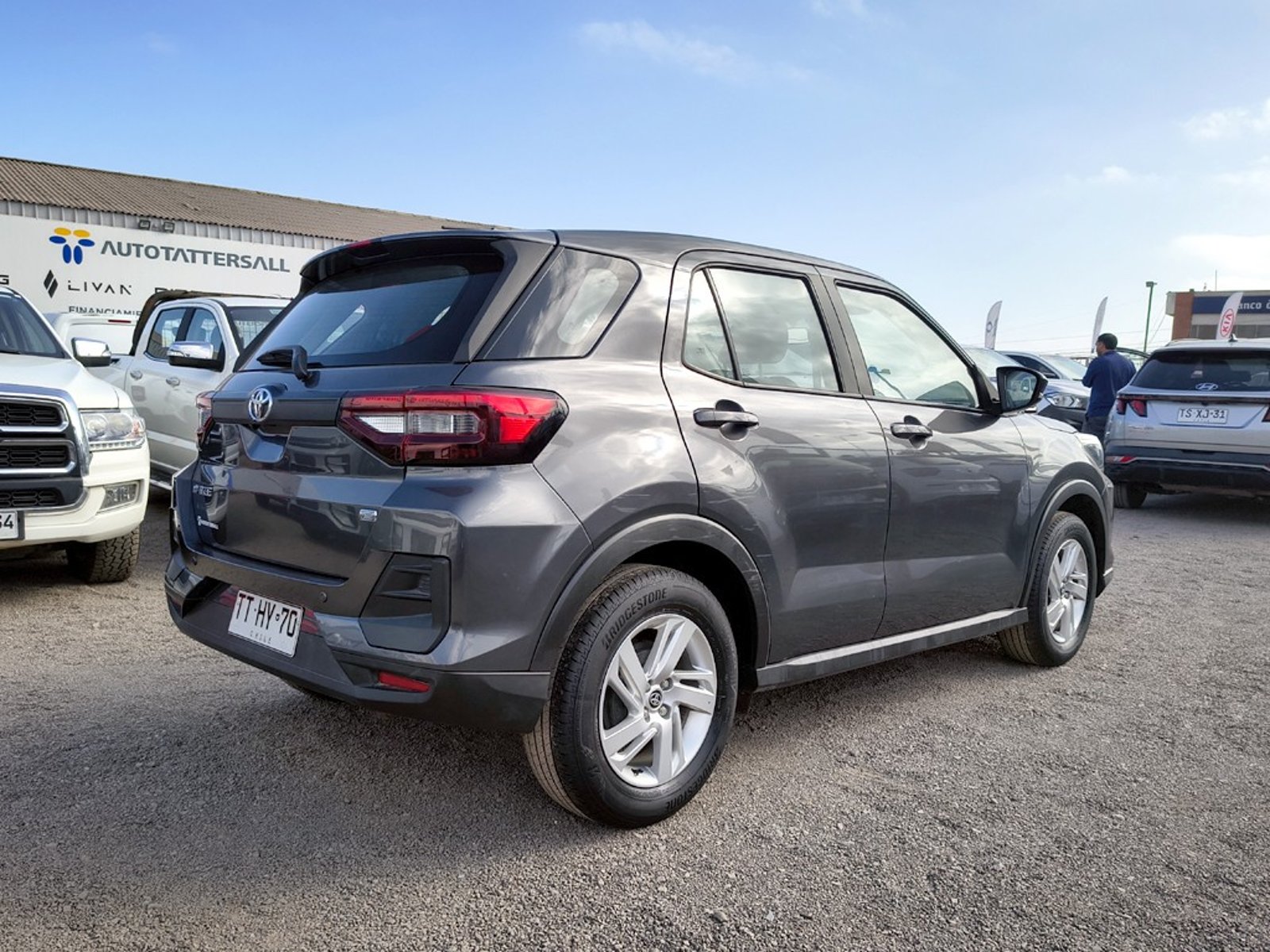 Toyota RAIZE 1.2 GASOLINA 4X2 T/A 2025 - Imagen 7 de 20