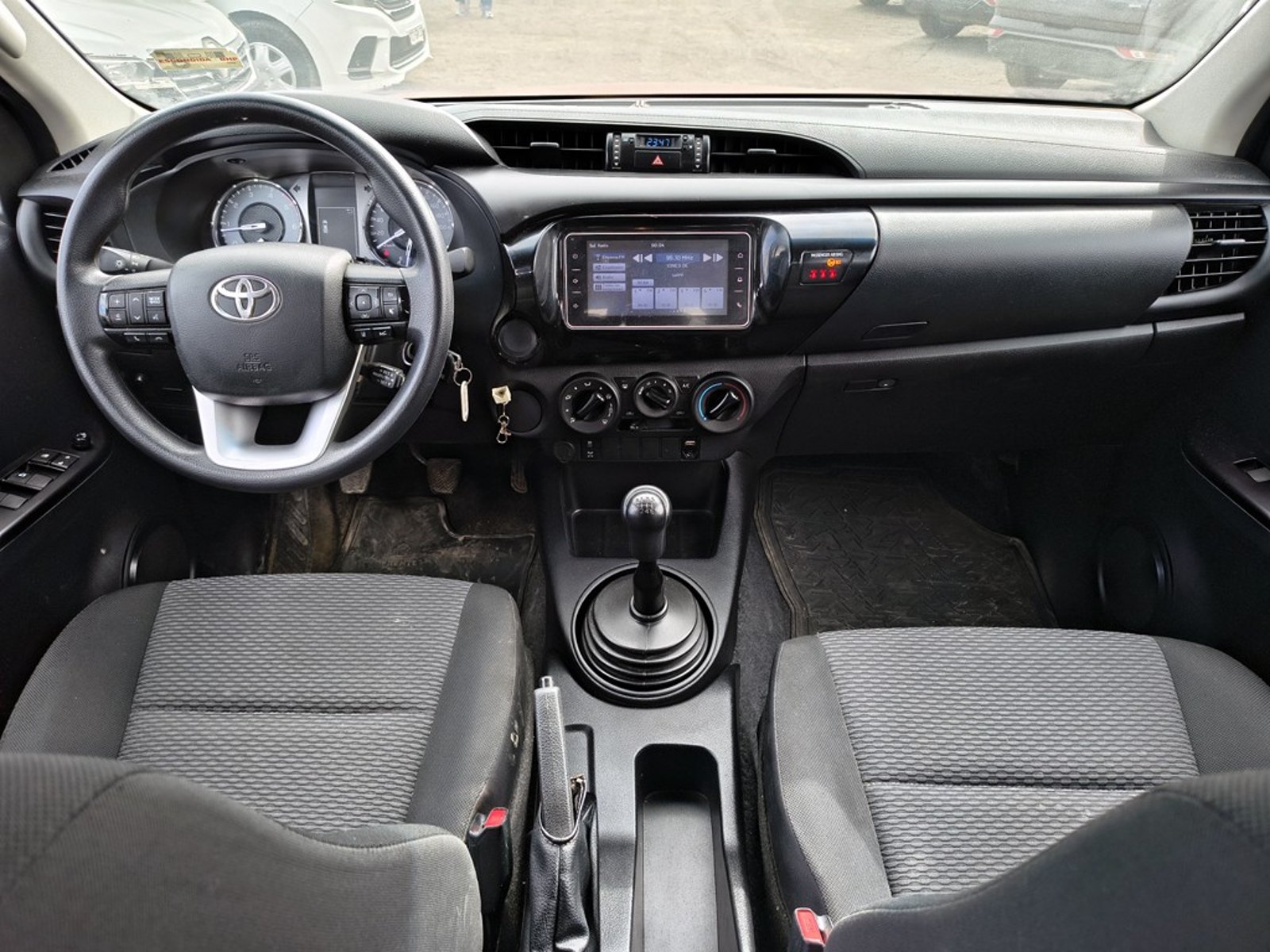 TOYOTA HILUX HILUX TSS 2.4 Diesel 4X2 T/M 2022 - Imagen 19 de 20