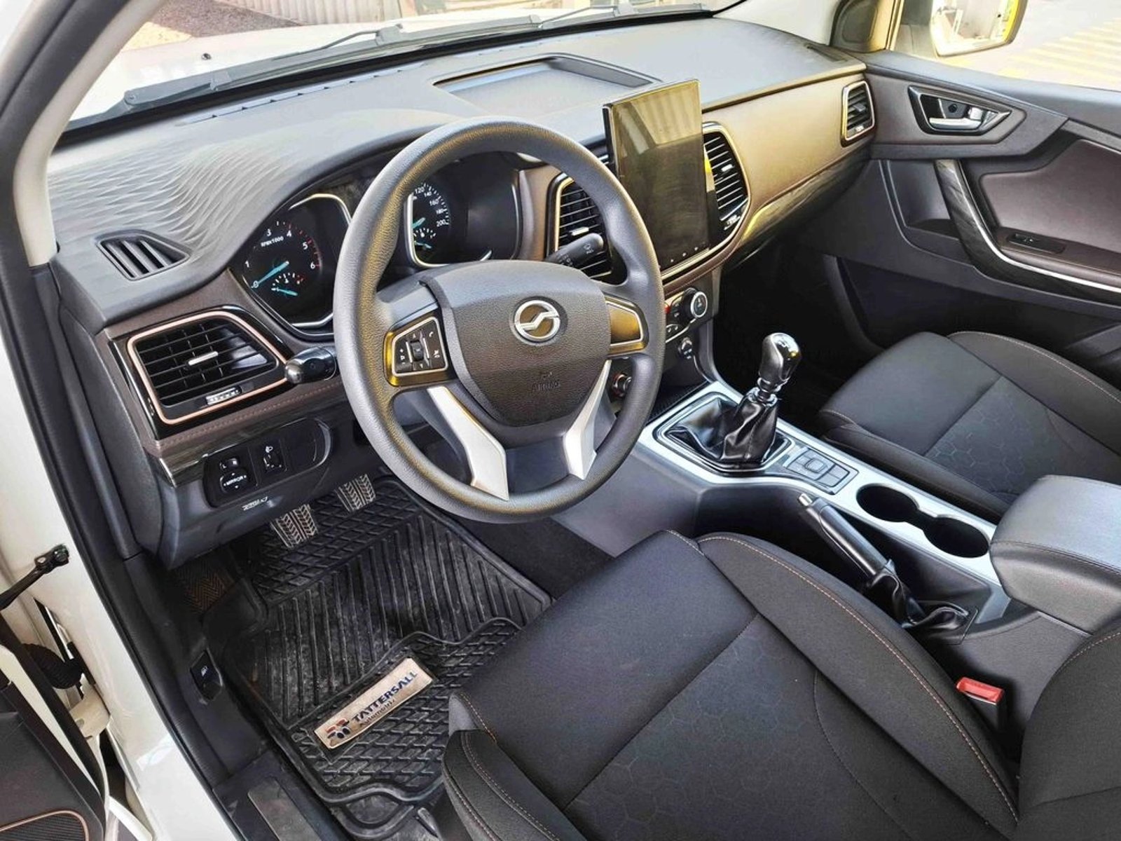 ZX AUTO TERRALORD 2.5 DLX 4X4 DIESEL MT 4P 2023 - Imagen 16 de 20