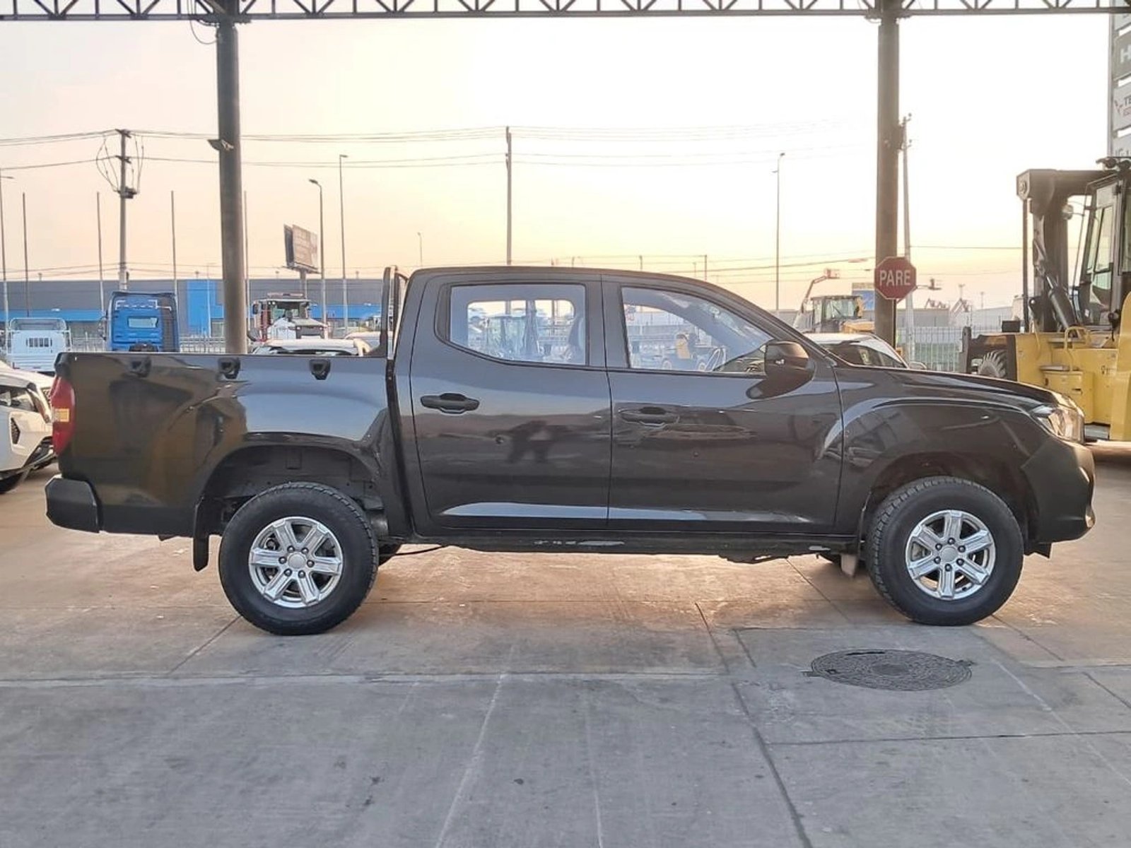 MAXUS T60 2.8 GL MT 4X4 2024 - Imagen 4 de 20