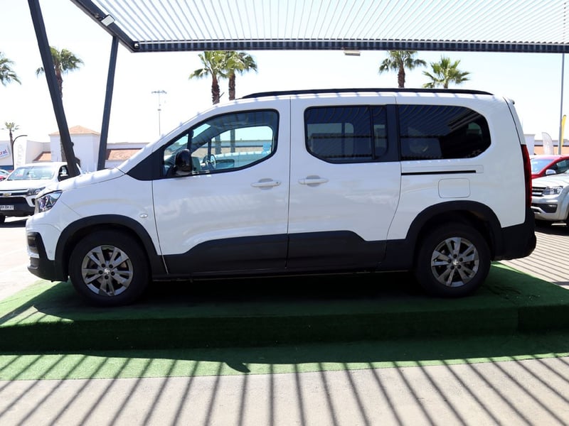 Peugeot RIFTER 1.5 ALLURE DIESEL AUITOMATICA 2024 - Imagen 5 de 20