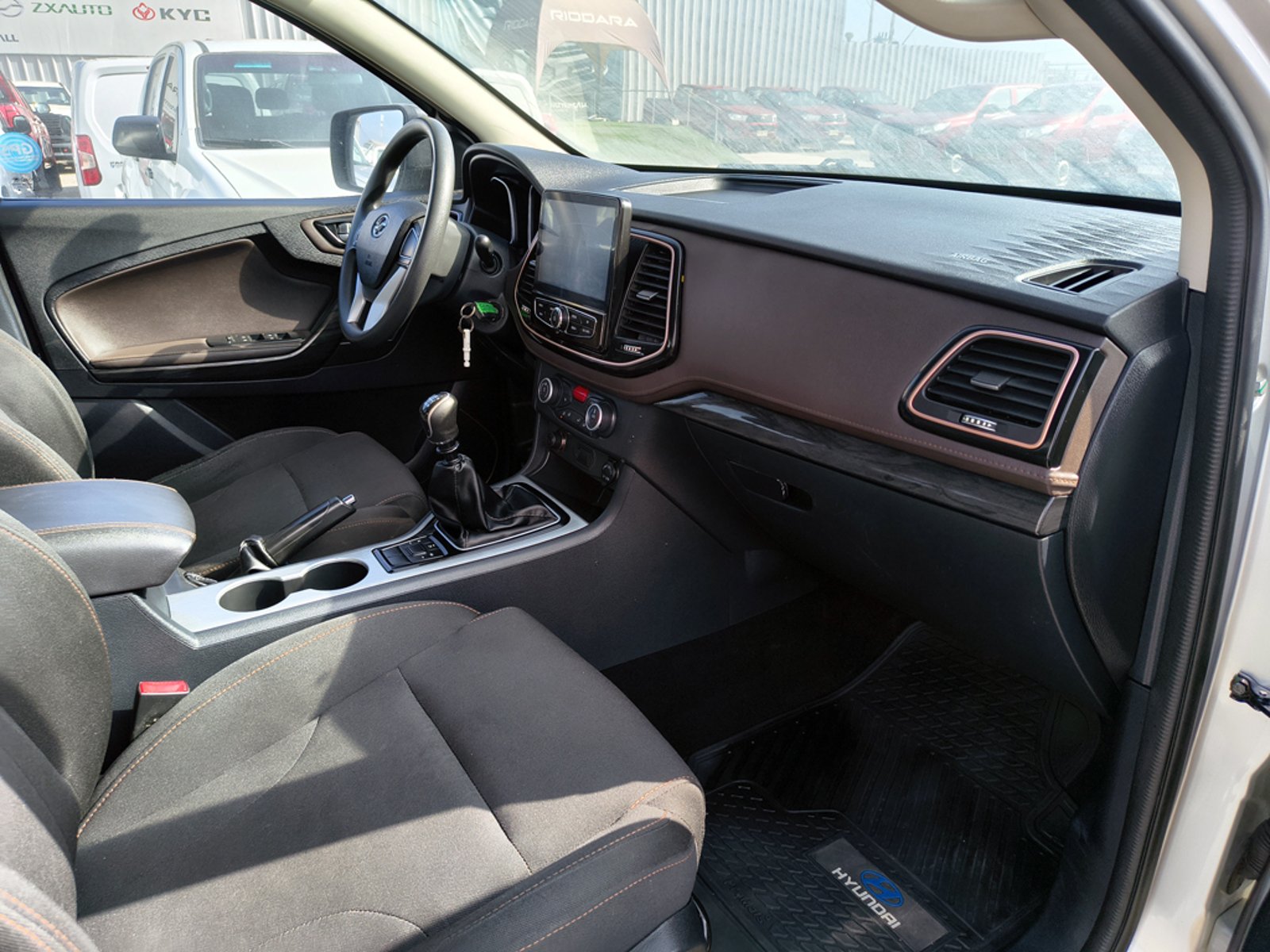 ZX Auto TERRALORD 2.5 Diesel 4x4 T/M 2023 - Imagen 18 de 19