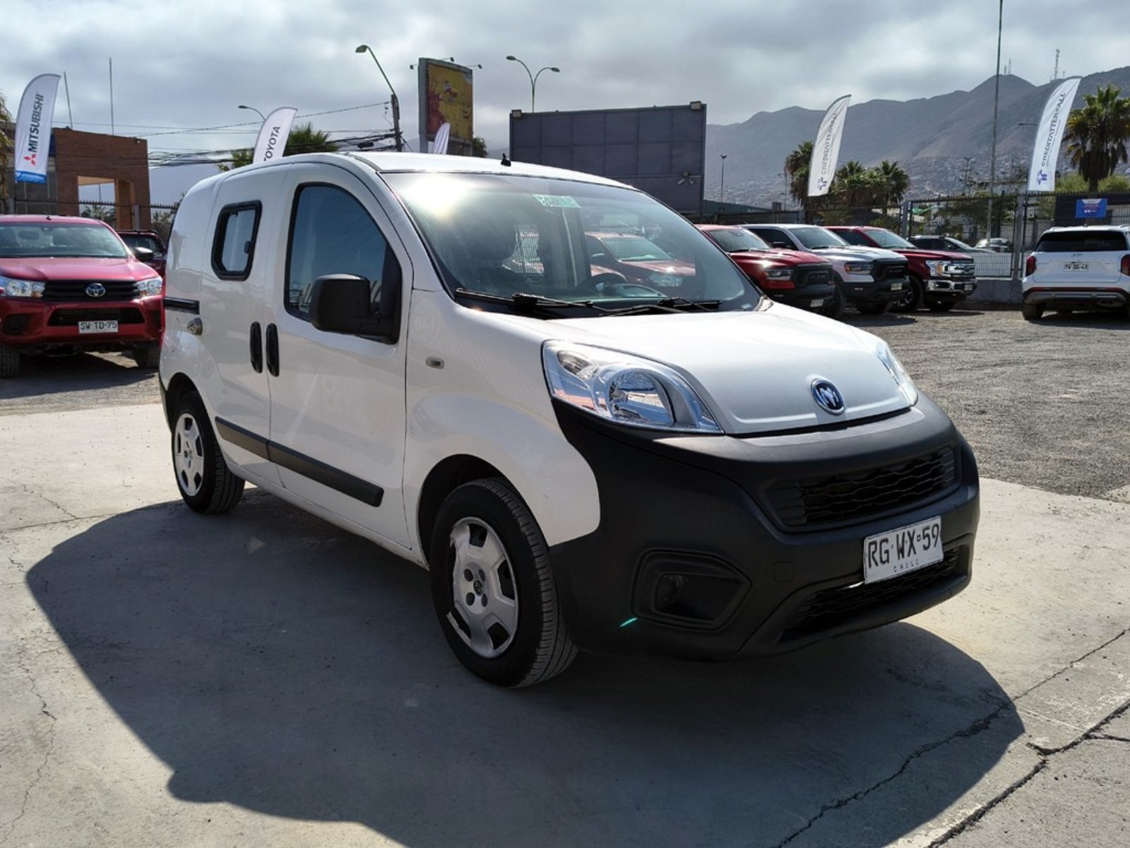 RAM V700 1.3 Gasolina 4x2 T/M 2022 - Imagen 3 de 13