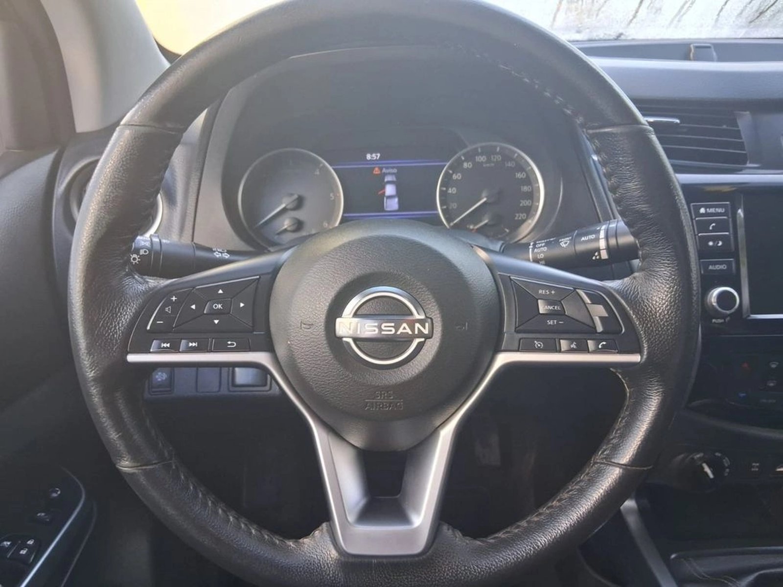 NISSAN NAVARA NAVARA 2.3 DC XE 6MT 2023 - Imagen 8 de 14