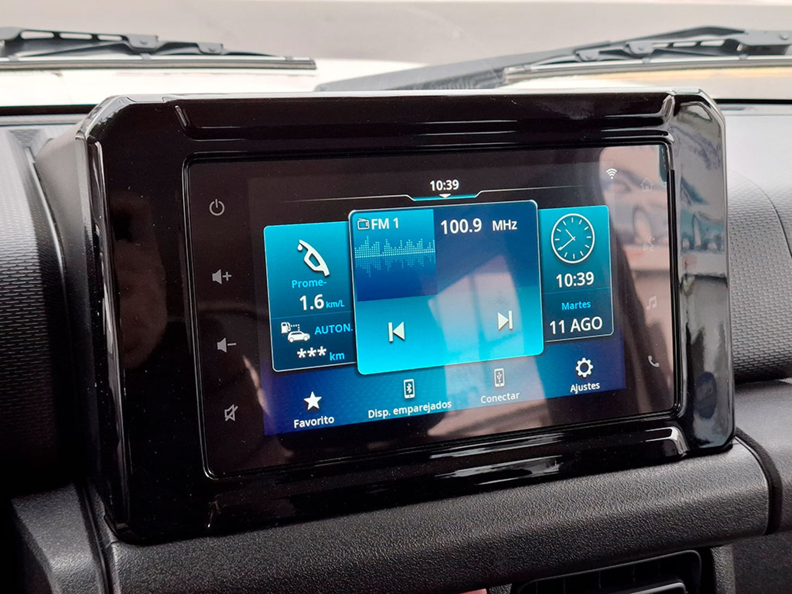 Suzuki JIMNY GL WINCHE MT 4X4 2026 - Imagen 14 de 20