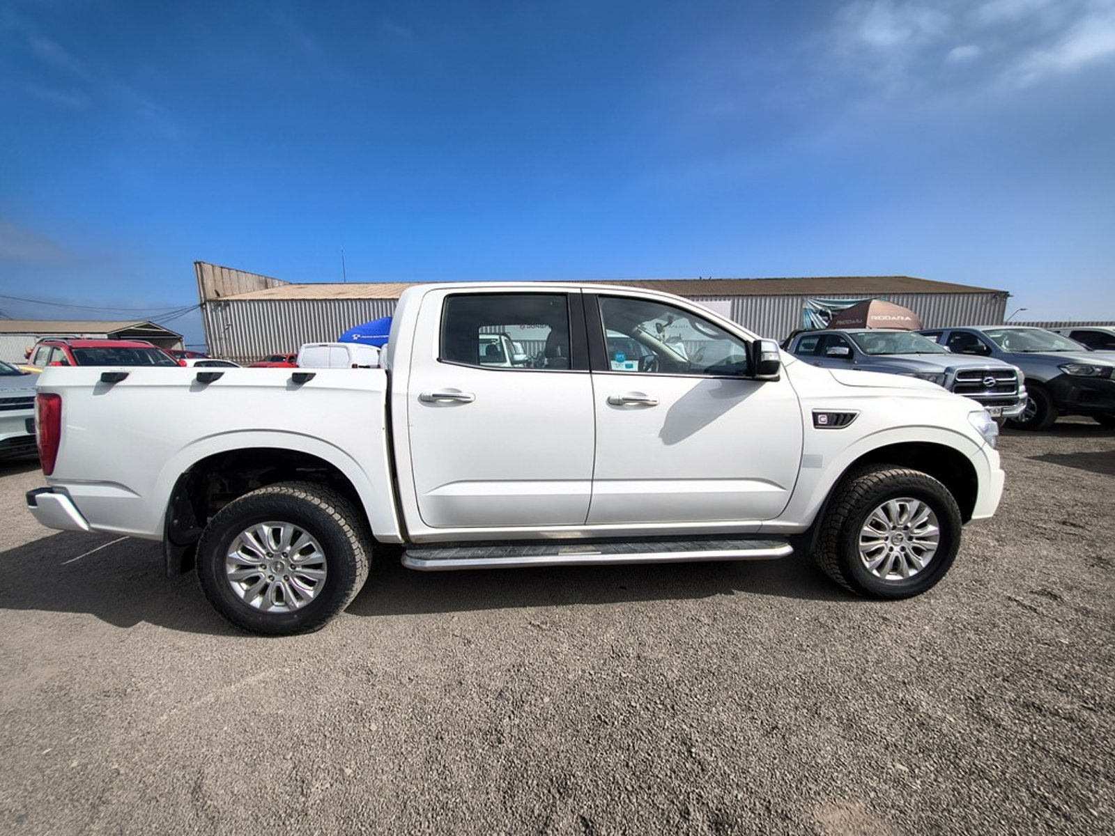 ZX Auto TERRALORD 2.5 DIESEL 4X2 T/M 2022 - Foto 4 de 20