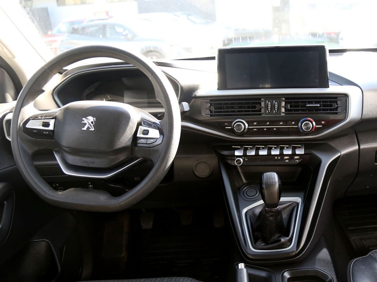 Peugeot LANDTREK HDI 1.9 4x2 2023 - Imagen 13 de 20