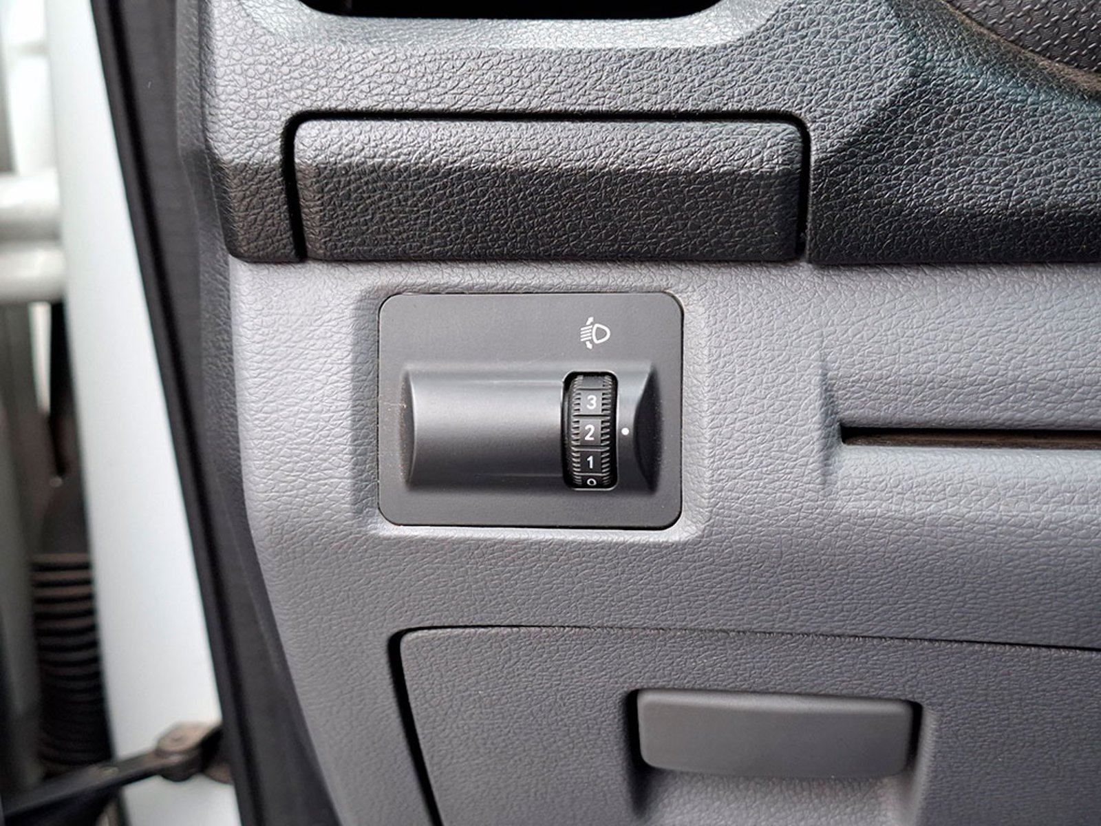 Maxus T60 T60 2.0 DX 4X2 MT 2024 - Imagen 18 de 20