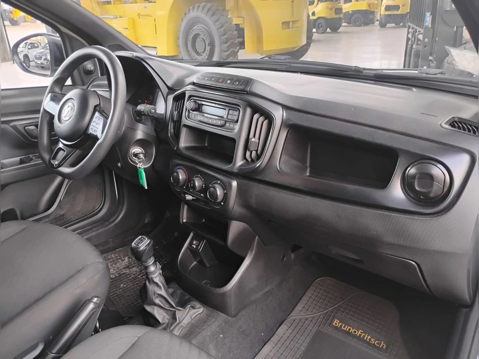 RAM 700 SLT CS GASOLINA 1.4 2022 - Imagen 12 de 18