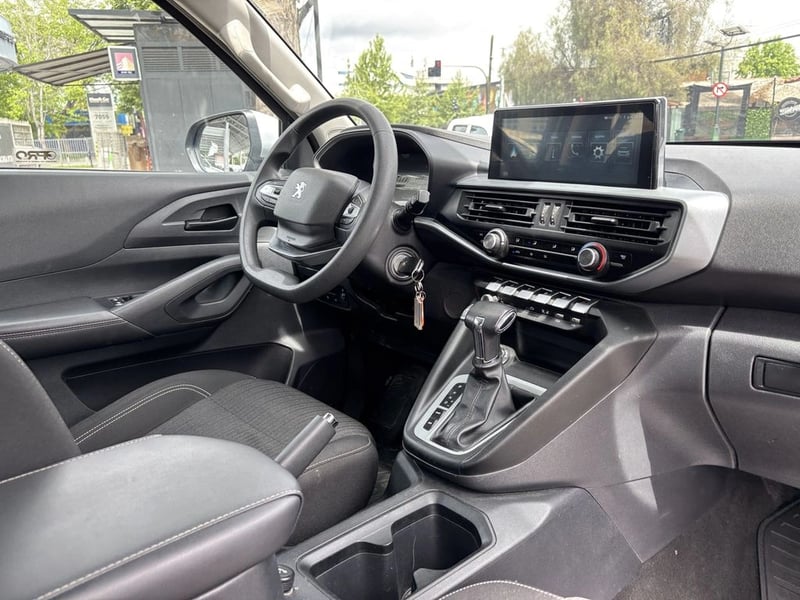 Peugeot LANDTREK LANDTREK BLUEHDI 180 4X4 AT 2024 - Imagen 6 de 20