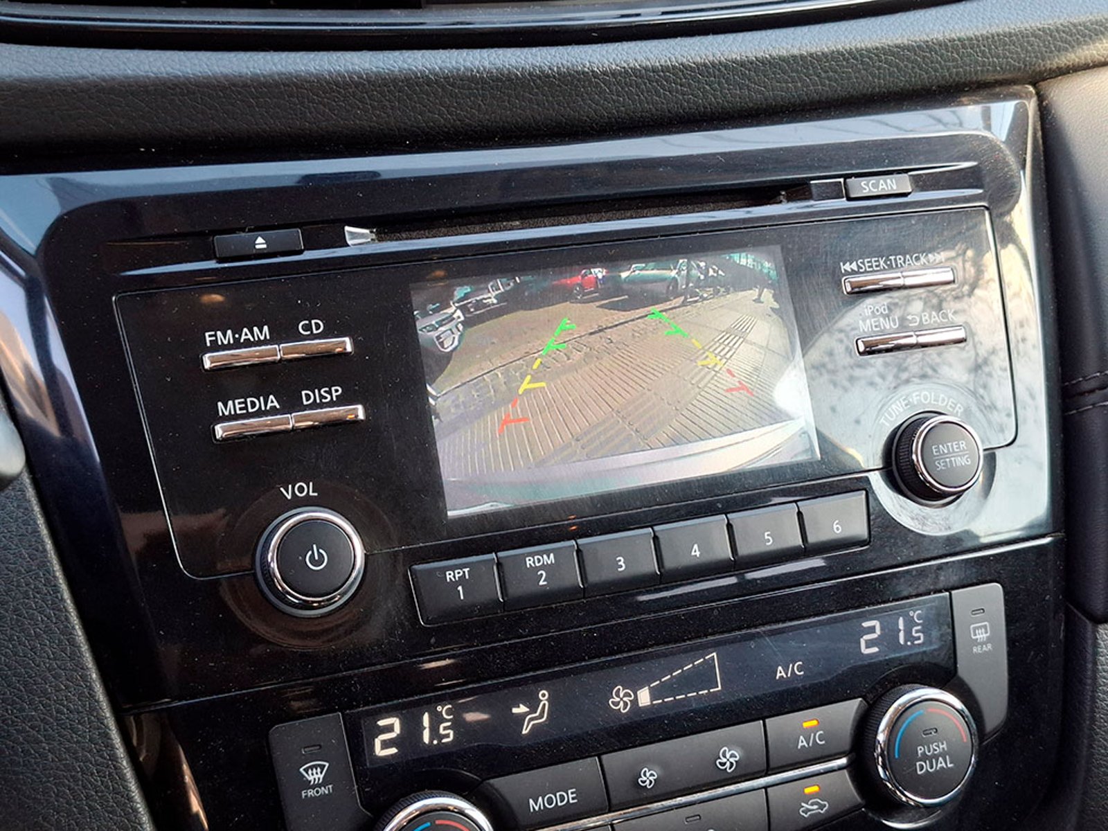Nissan X-TRAIL Xtrail 2.5 AT Sense 2018 - Imagen 15 de 20