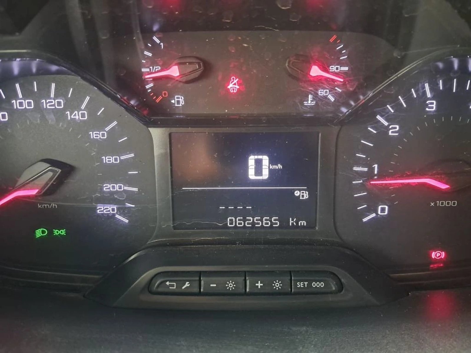 Peugeot PARTNER L1 1.5 HDI 4X2 MT 2024 - Imagen 19 de 19