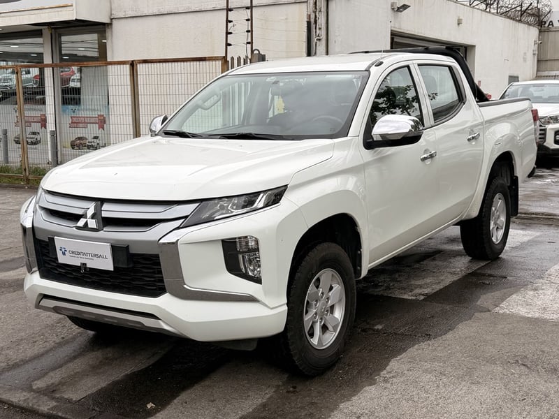 Mitsubishi L200 2.4 KATANA CR 2023
