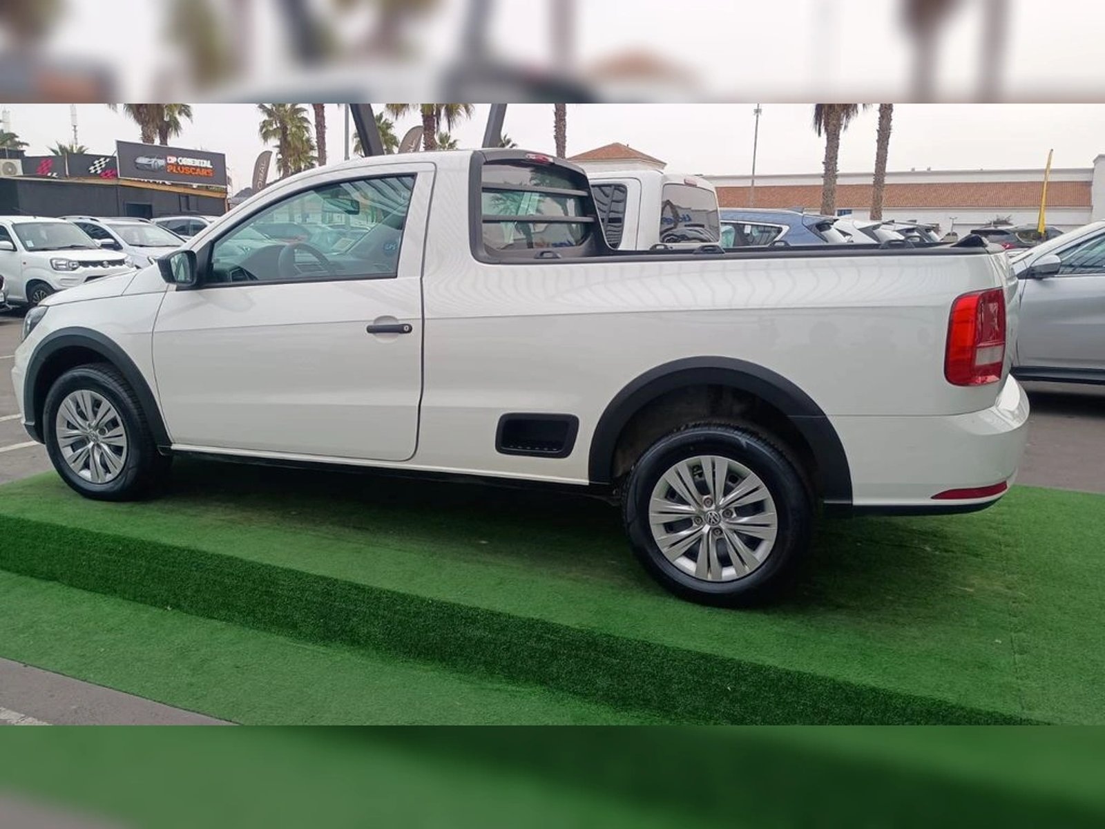 VOLKSWAGEN SAVEIRO 1.6 CABINA SIMPLE MT 2023 - Imagen 7 de 12