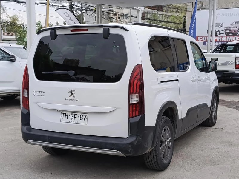 Peugeot RIFTER 1.5 ALLURE BLUEHDI AT 2024 - Imagen 7 de 20