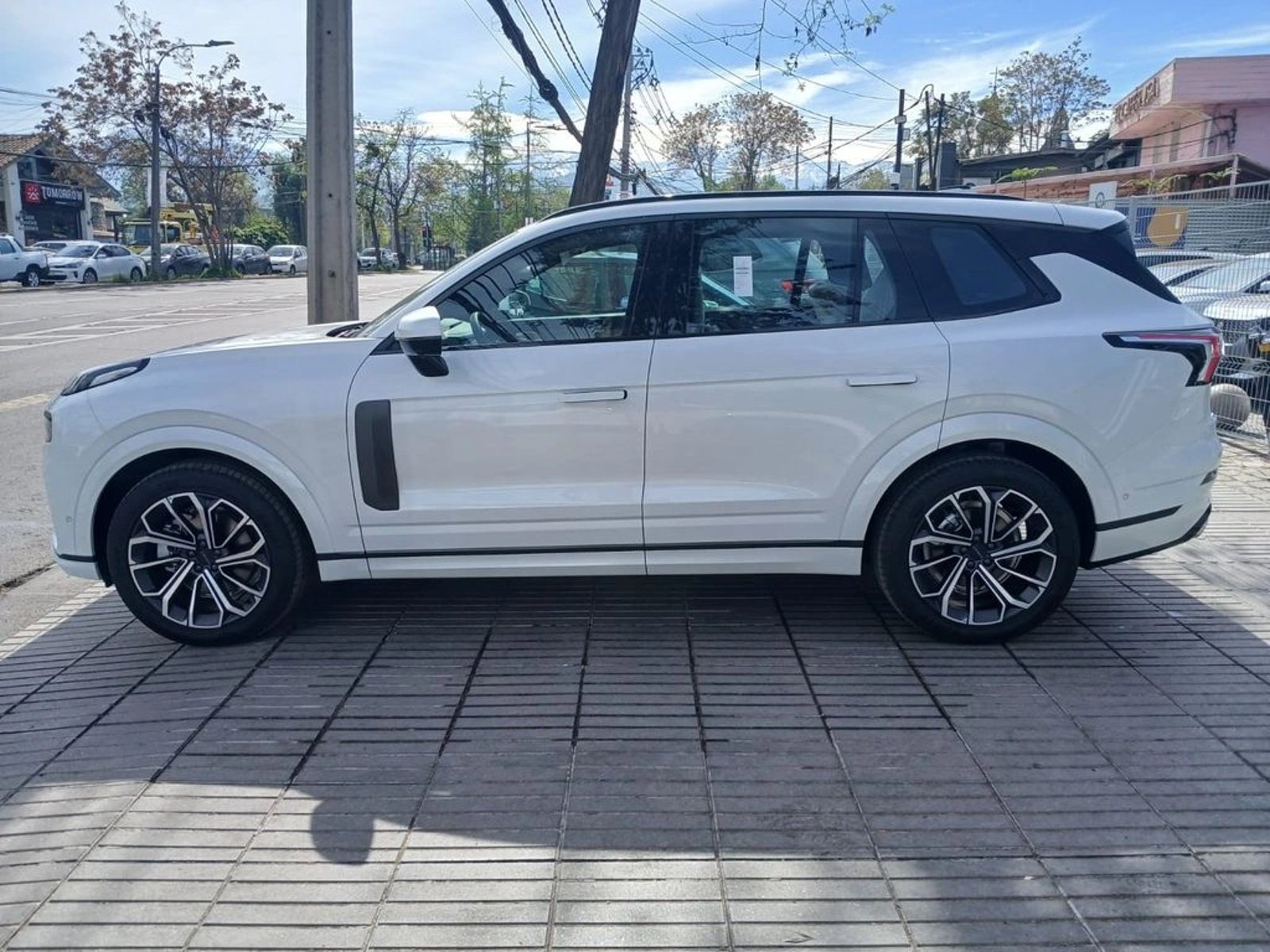 Lynk & Co 09 09 12.0T at Halo 2027 - Foto 4 de 17