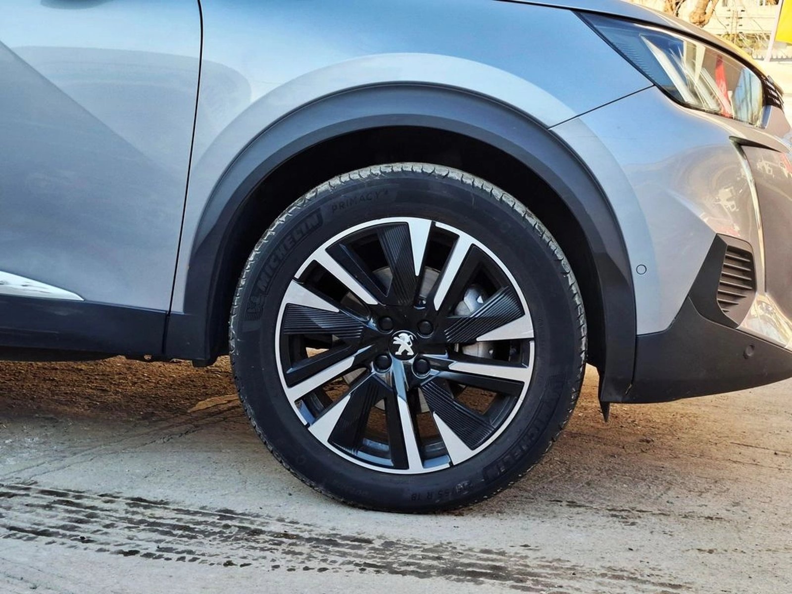Peugeot 2008 1.2 2023 - Imagen 6 de 20