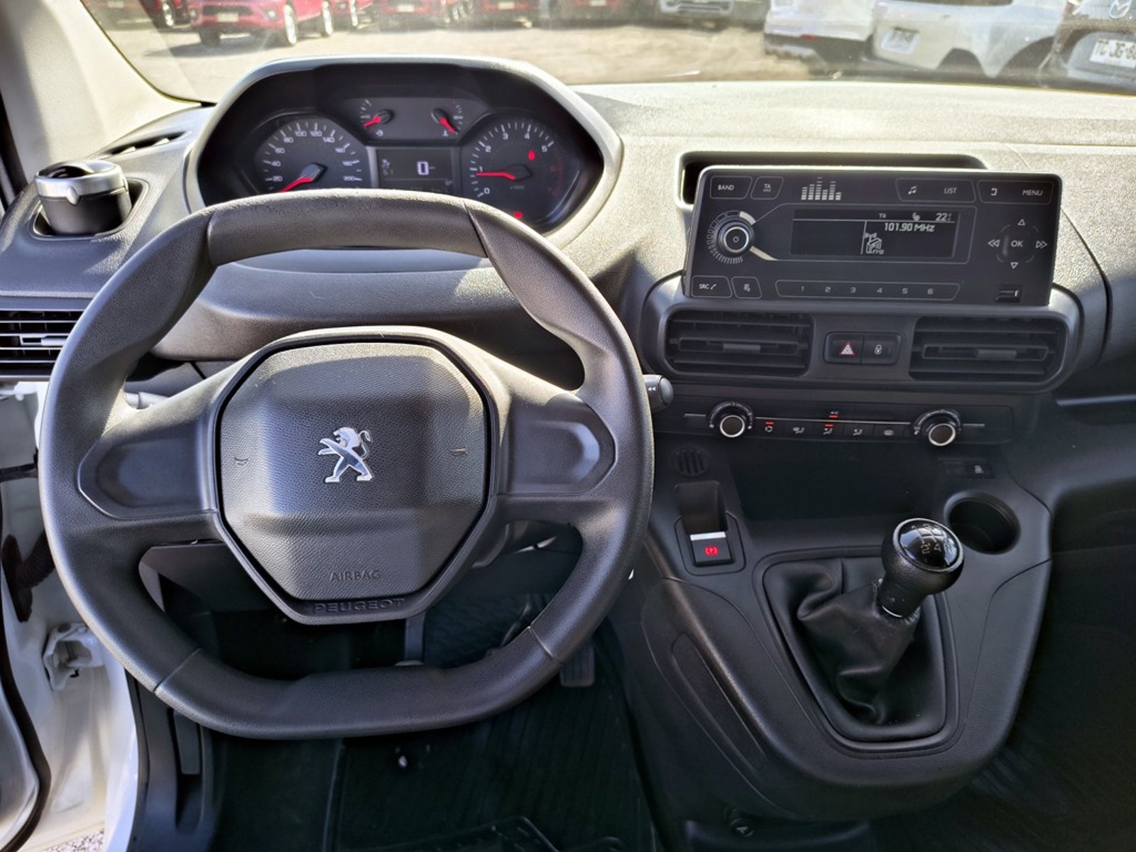 PEUGEOT PARTNER PARTNER 1.6 Diesel 4x2 T/M 2021 - Imagen 15 de 17