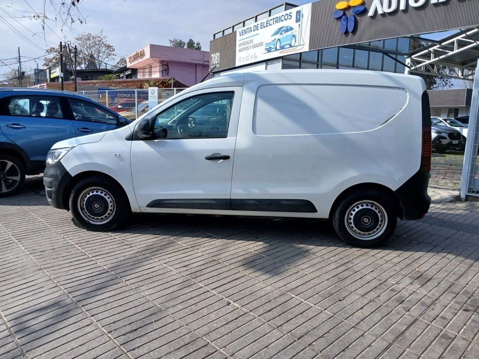 Renault EXPRESS EXPRESS 1.5 DIESEL MT 2022 - Foto 5 de 15