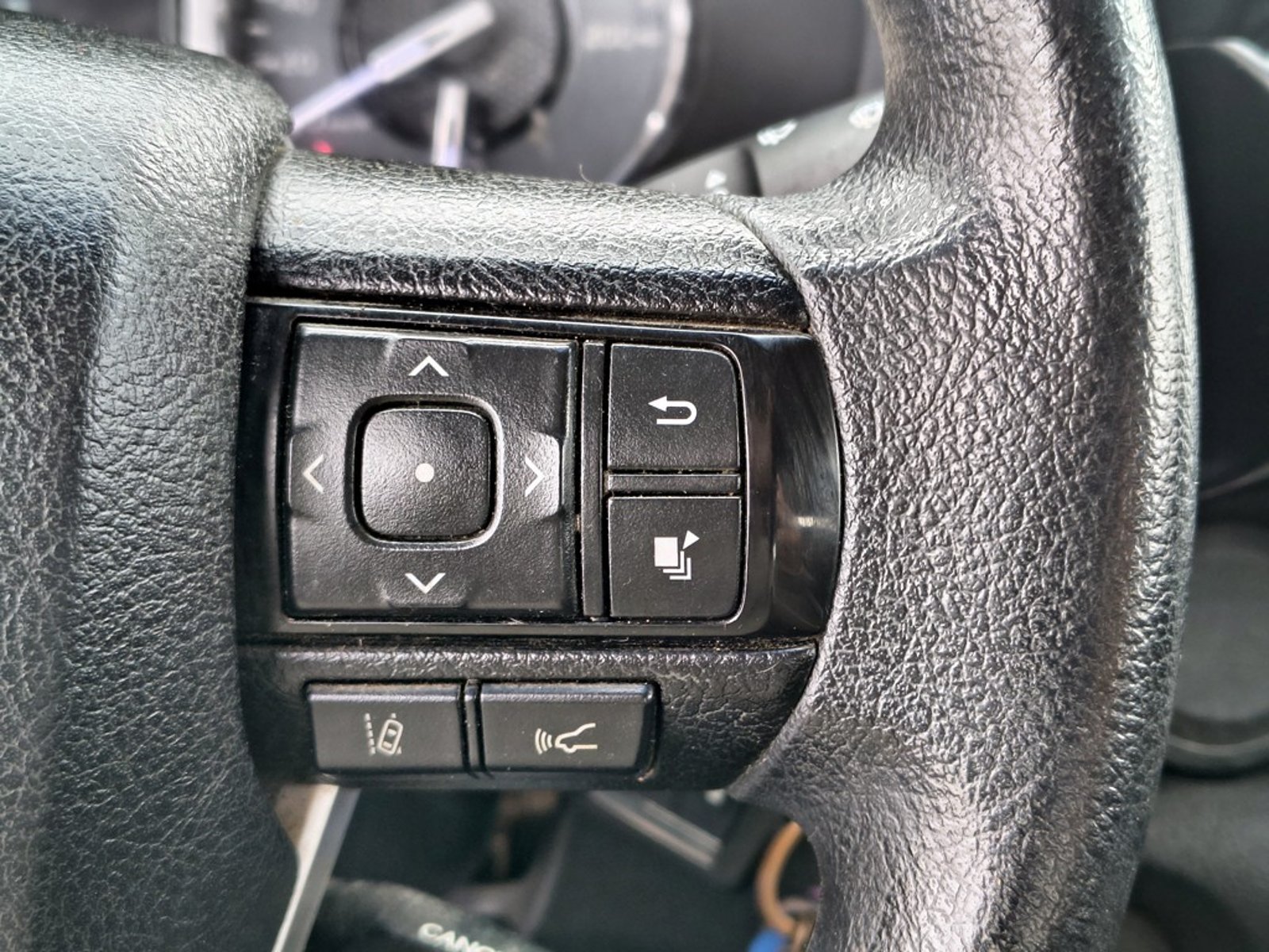 Toyota HILUX HILUX TSS 2.4 Diesel 4X2 T/M 2022 - Imagen 13 de 20