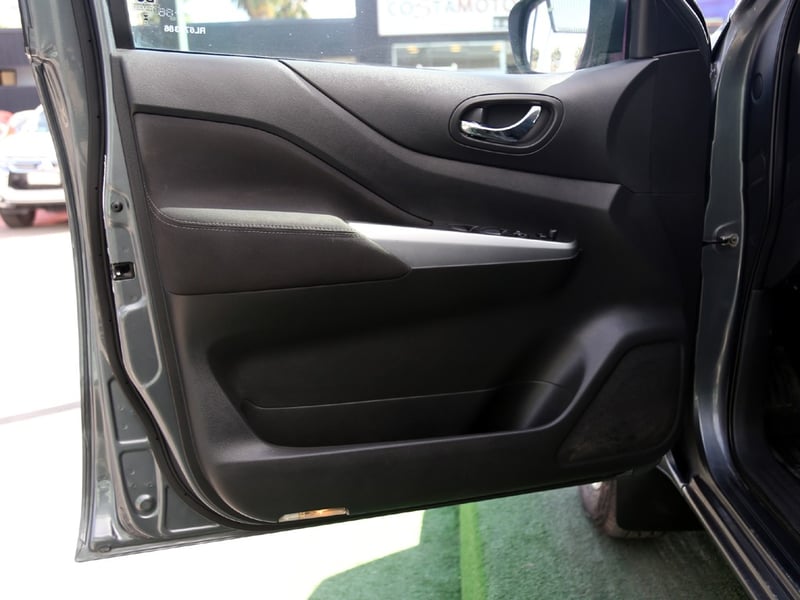 Nissan NAVARA 2.3 XE MT 4X4 2024 - Imagen 11 de 20