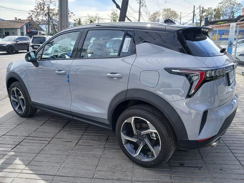 Lynk & Co 06 06 1.5T at Halo 2027 - Imagen 8 de 17