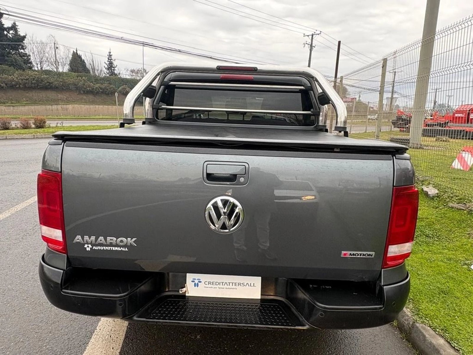 Volkswagen AMAROK COMFORTLINE 4X4 AUT. 2022 - Foto 5 de 11
