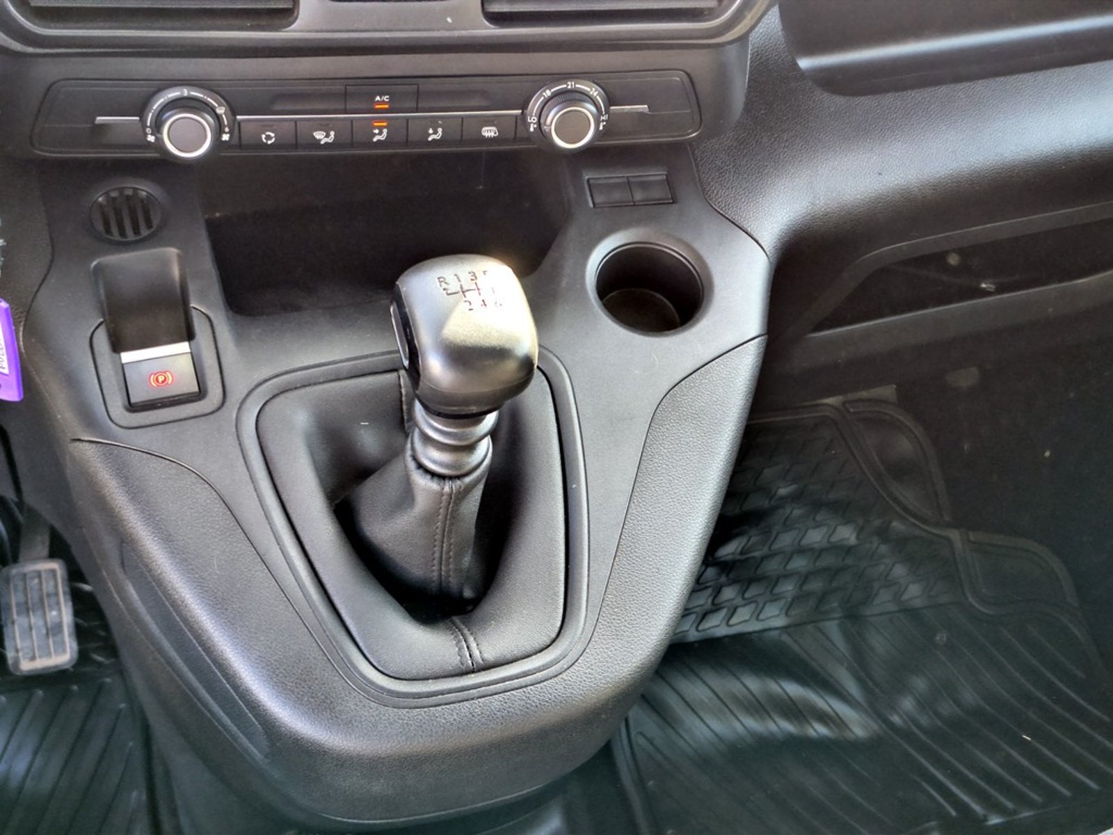 Peugeot PARTNER 1.5 L1 HDI 2024 - Imagen 13 de 16