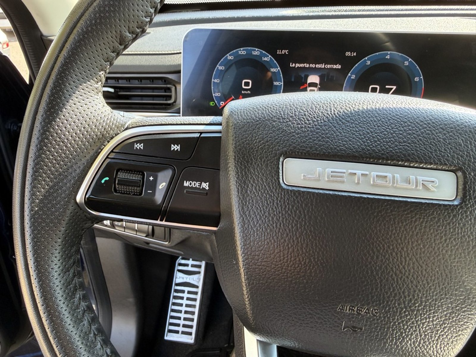 JETOUR X70 PLUS 1.5 GL AT 2024 - Imagen 18 de 20