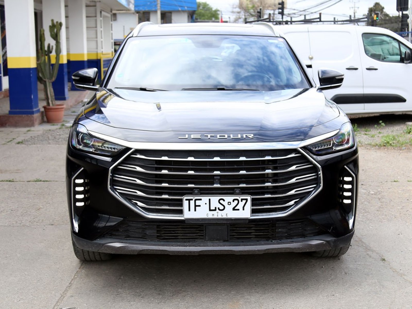 Jetour X70 PLUS 1.6 AUT 2024 - Foto 2 de 20