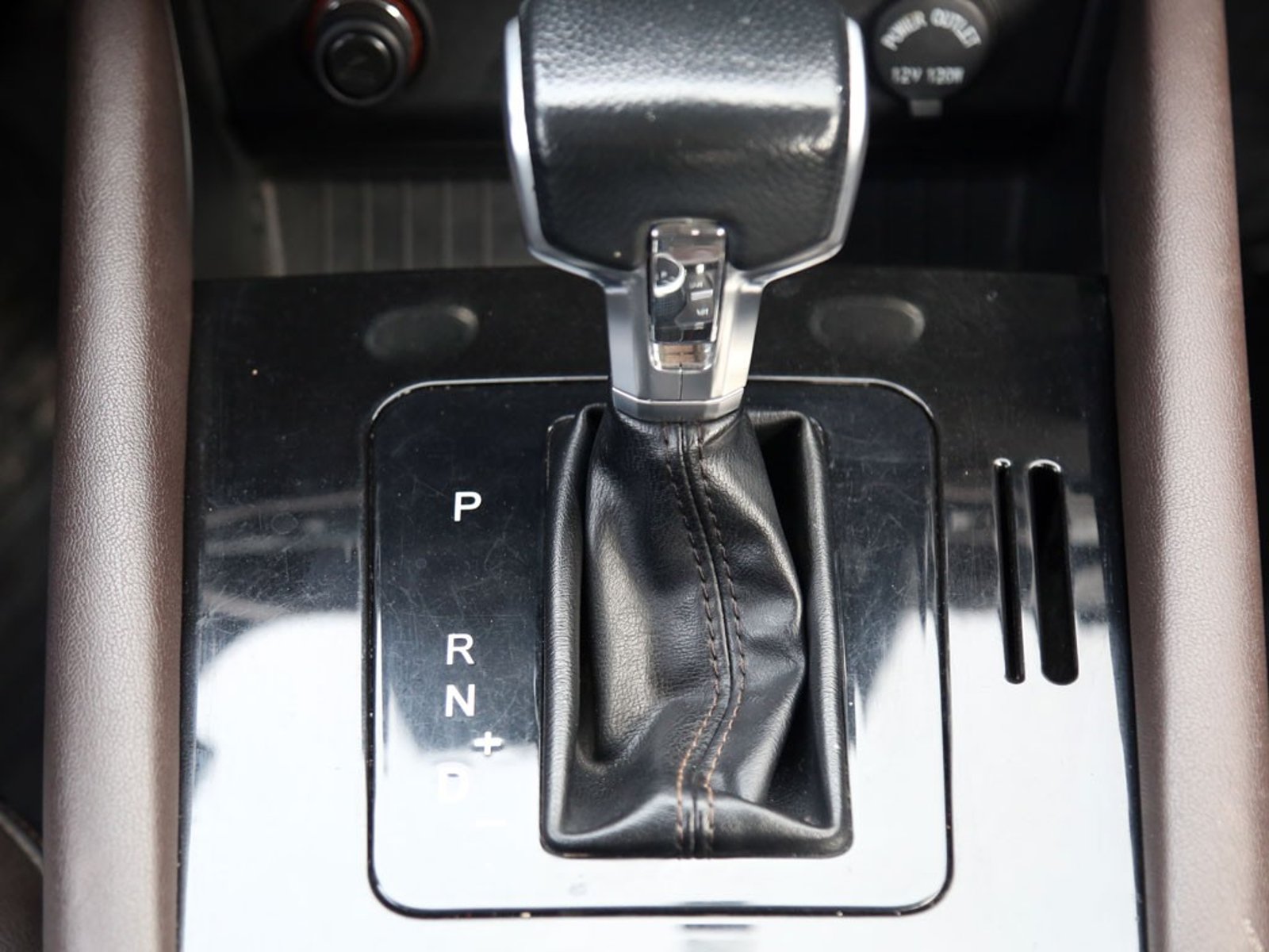 ZX AUTO TERRALORD 2.5 LUX PLUS 4X4 DIESEL AT 4P 2023 - Imagen 17 de 20