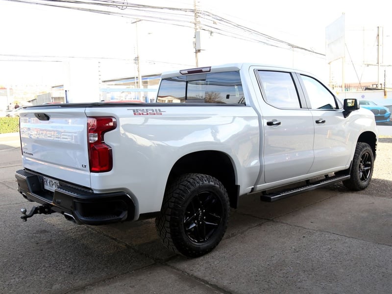 Chevrolet SILVERADO CC LTZ AT 4X4 2022 - Imagen 5 de 20
