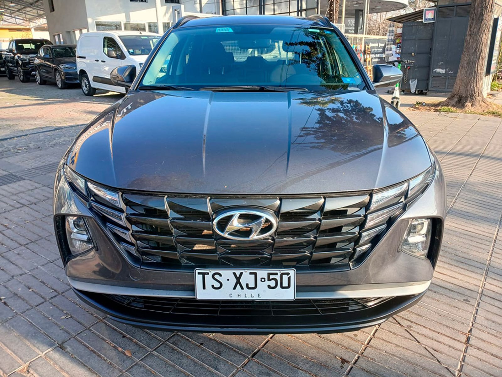 Hyundai TUCSON 2.0 NX4 PLUS 4WD 2025 - Foto 2 de 18