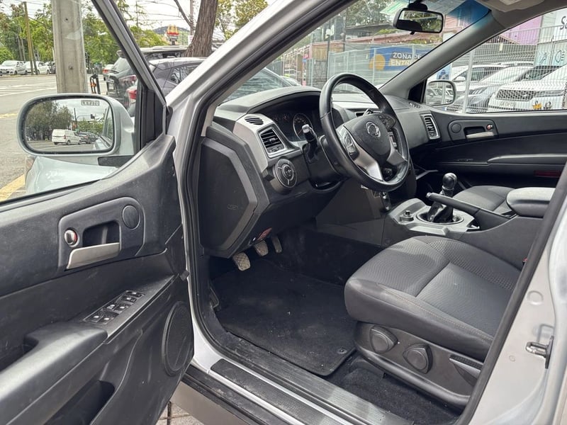 SsangYong ACTYON SPORTS ACTYON SPORTS 2.2 MT 4X2 FULL 2022 - Imagen 13 de 20